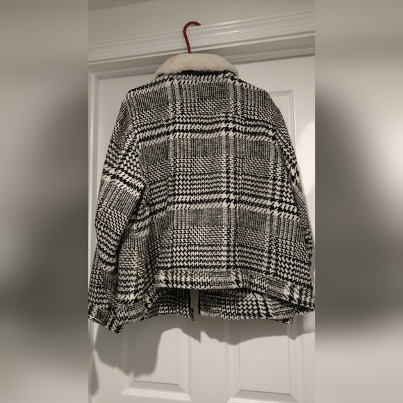 JustFab Jacket - Picture 6 of 7